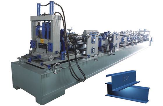Het blauwe Broodje die van Z Purlin Machine 10m/min voor Kleurenstaal vormen