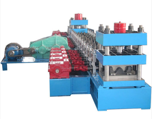 De Vangrailbroodje die van de Staalplaatweg Machine 10m/min vormen
