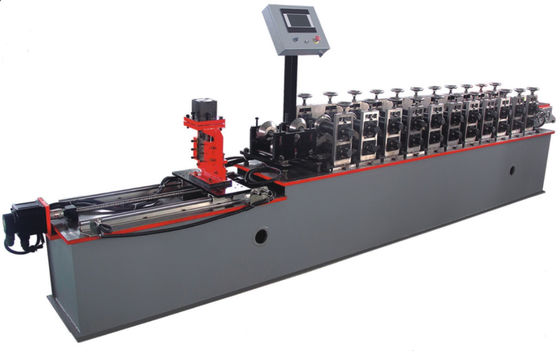 C84 Gray Keel Roll Forming Machine For-het Slotblad van de Reclameraad