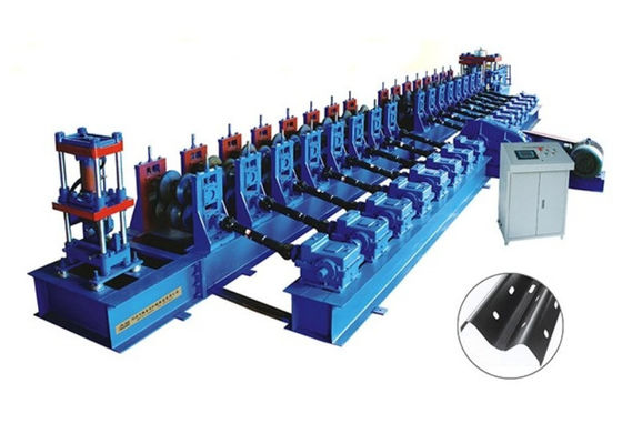 De Vangrailbroodje die van de drie Golvenweg Machine 15T vormen