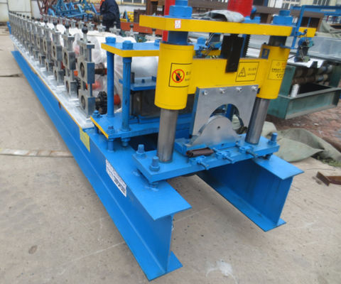 De Posten van dakridge cap roll forming machine 15m/min 18