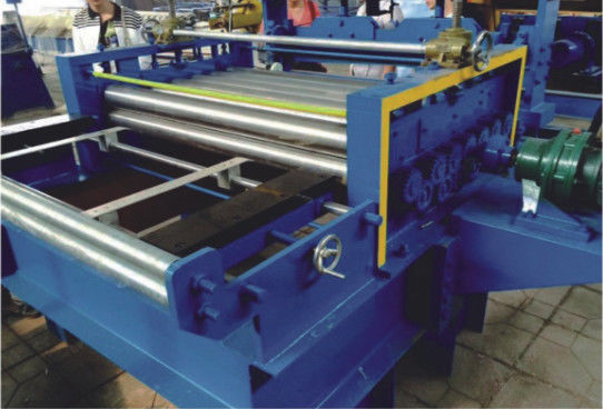 Het hydraulische Bladmetaal het Scheren de Plaat van de Machine20m/min Rol Nivelleren