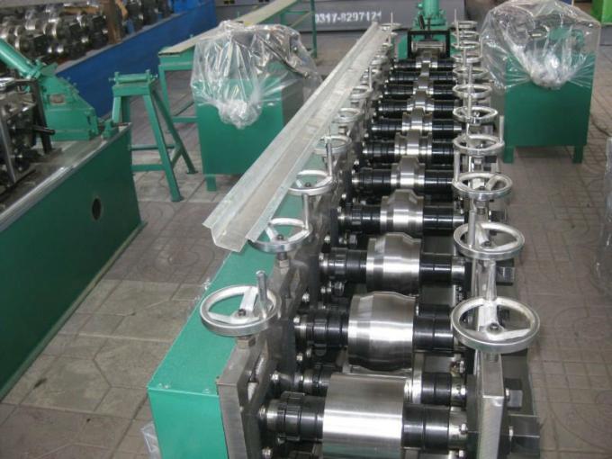 Van het t-net het Broodje die Plafondt Net van het Staalchina van Hot Sale Light van de Machinefabrikant van de de Kielt Bar het Aluminiumlegering 0,2 vormen--6.0mm 31 Dagen